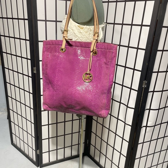 Michael Kors Fuchsia Snakeskin Tote - Picture 2 of 15